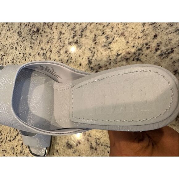 DKNY Women's Open Pump Sandal Heeled, Grainy PANTENT Halogen Square Toe ANYA - Picture 6 of 8